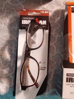 Foster Grant Brown Reading Glasses +2.50